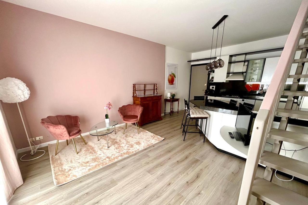 D-Place Apartment Piazza Duomo Crema Bagian luar foto